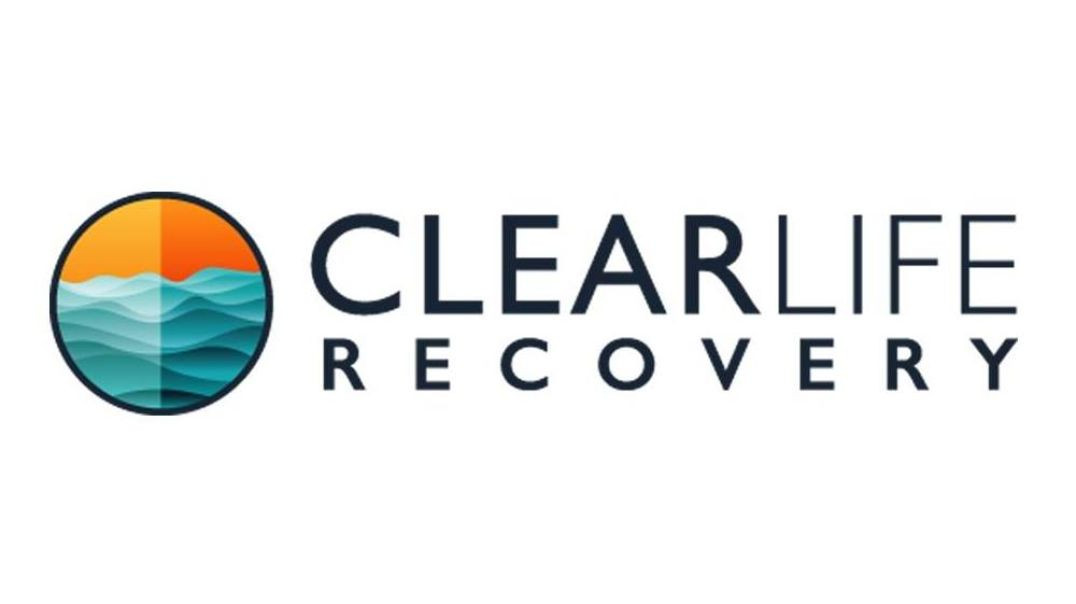 ⁣Clear Life Recovery - Effective Alcohol Detox Center in Costa Mesa, CA