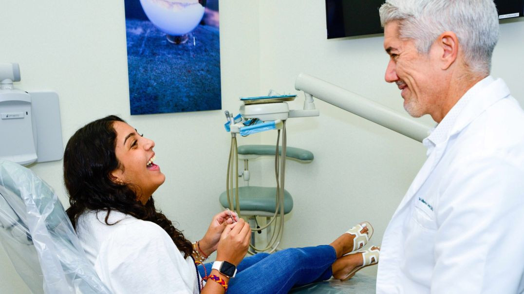 ⁣Comfy Smile Dental : Invisalign Treatment in Davie | 33325