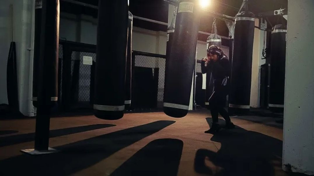 ⁣Rise Athletics LA : #1 Kickboxing Classes in Los Angeles, CA | 90014