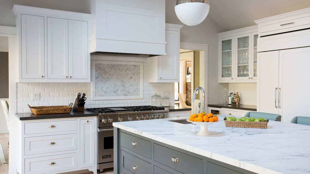 ⁣Front Street Builders : Kitchen Remodeling in San Mateo, CA